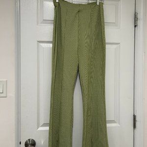 Le Lis Collection Green Gingham Pants